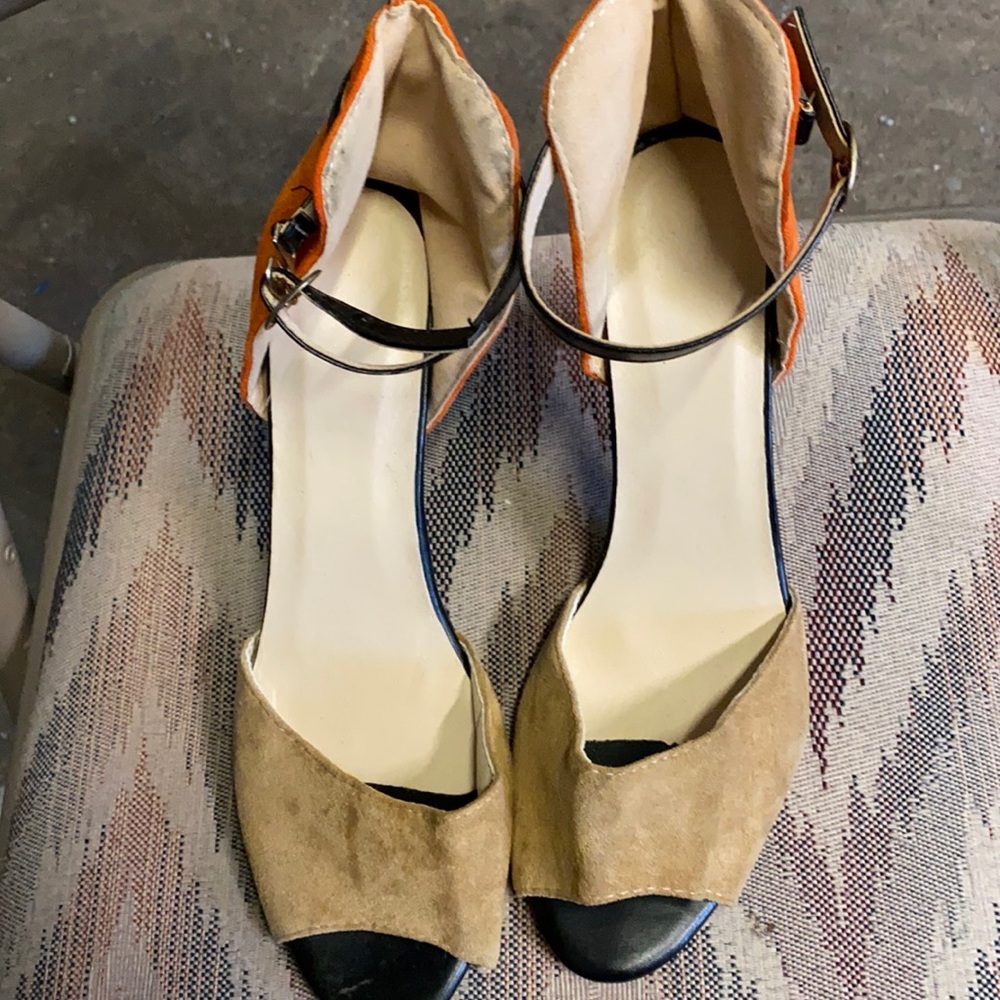 Never worn heel sandals